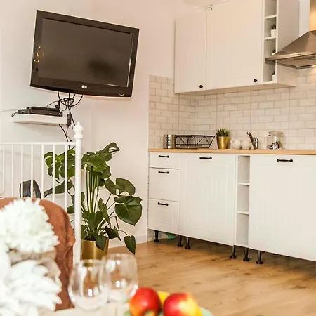 Studio BEZA przy plaży z parkingiem