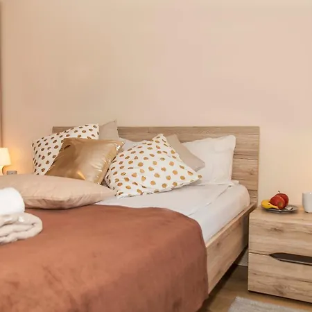 Studio BEZA przy plaży z parkingiem Apartament *